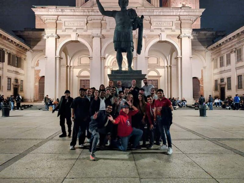 Milan: Ultimate Bar Crawl with Shots and VIP Club Access - Dancing and Partying on the Final Stop