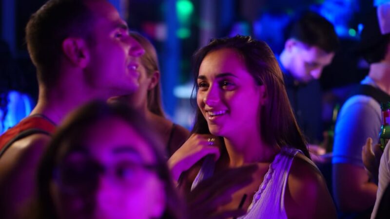 Milan: Ultimate Bar Crawl with Shots and VIP Club Access - Practical Details: Meeting Point, Duration, and Accessibility