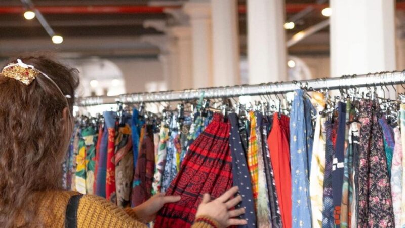 Milan: Vintage Shopping Tour - Key Points