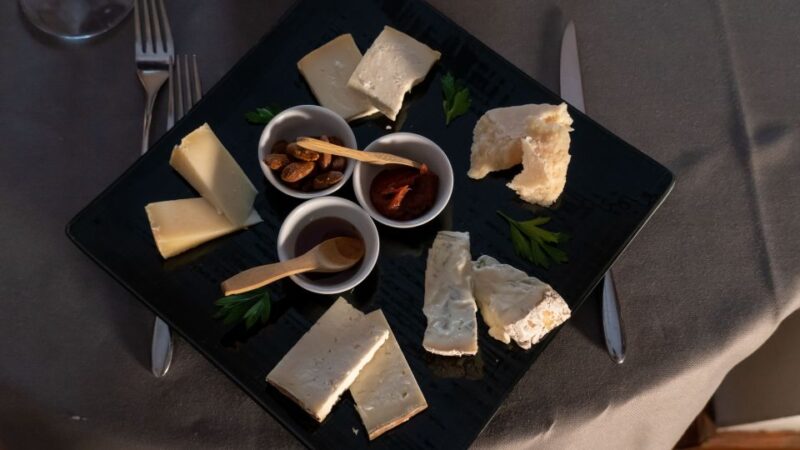 Milan: Wine Tasting Experience in the City Centre - Discover Milan’s Intimate Wine Bar for a Tasting of Italy’s Finest Wines