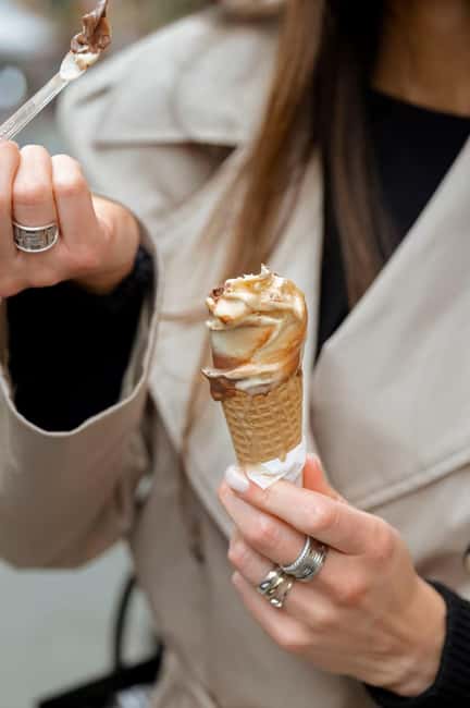 Milano Audio Guided Tour with Food Tasting box - How the Itineraries Are Structured