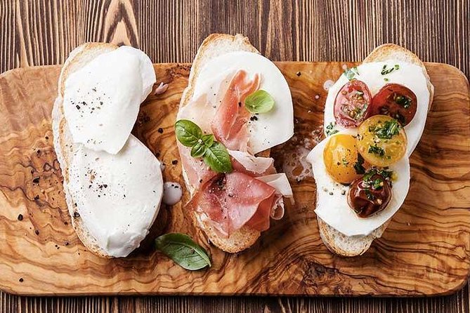 Milan's Authentic Street Food tour: A Gourmet Experience - Logistics, Meeting Points, and Accessibility