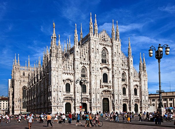Milan's Must See: Half-Day Tour of Last Supper, Duomo & La Scala - Walking Through Milan’s Architectural and Cultural Districts