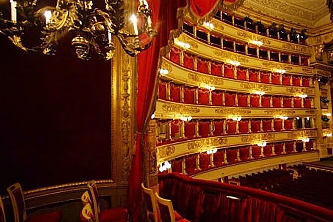 Milan's Opera Gem and La Scala Guided Walking Tour - Exploring La Scala’s Architectural Grandeur