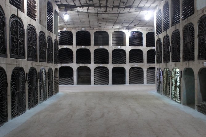 Milestii Mici is the largest cellars of wine in the World! tour - Key Points