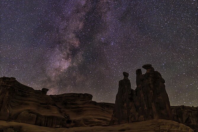 Milky Way Photography in Arches National Park - The Details of the Milky Way Night Tour in Arches