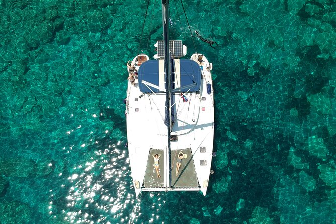 Milos caves snorkelling Catamaran Cruise in a small group - Kleftiko: Snorkelling, Cave Visits, and Fresh Lunch