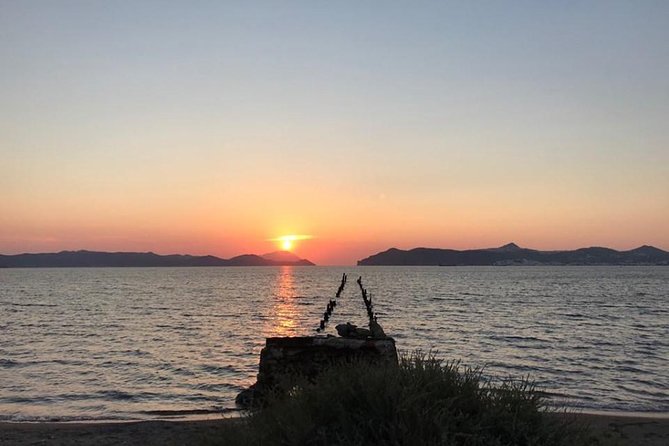 Milos Experience Private Sunset Road Trip - Highlights of Sarakiniko Beach and Its Unique Landscape