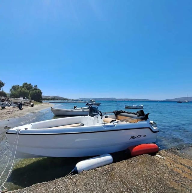 Milos: Rent a boat with or without Skipper - Discover Milos from the Water with a No-License-Required Boat Rental