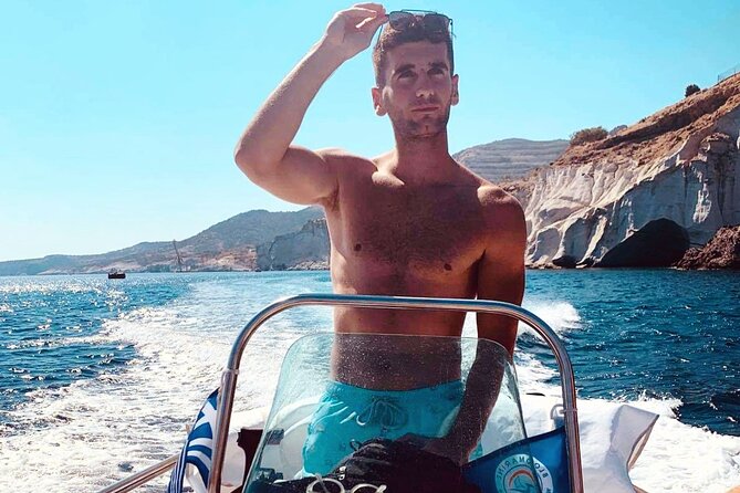 Milos: Rent a boat without License - Milos: A License-Free Boating Adventure in Greece