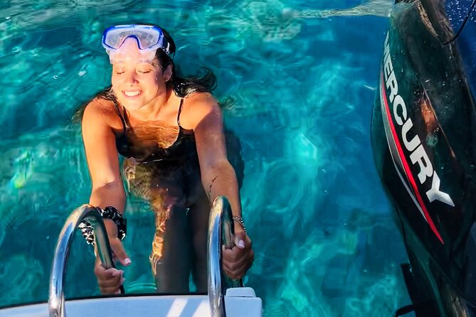 Milos: Rent a boat without License - Cost and Booking Considerations