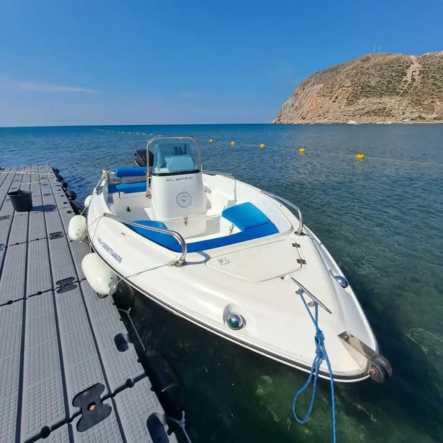 Milos: Rent a boat without License - Safety and Instruction from Experienced Guides
