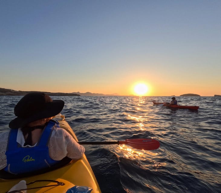 Milos: Romantic Semi Private Sunset Kayaking Tours - Exploring Papafragas Caves: A Natural Marvel