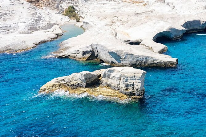 Milos Self Drive Private Boat - No License Required, APHRODITE II - Navigating Milos’ Secluded Beaches and Caves