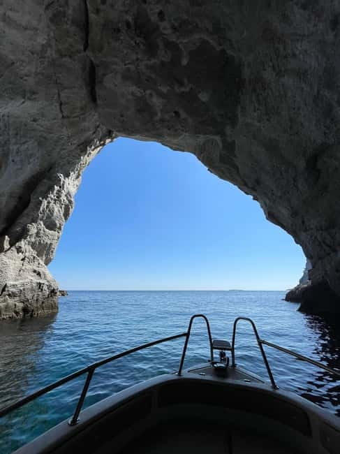 Milos: Self-Driving Boat Tour to Kleftiko - Support and Assistance During Your Trip