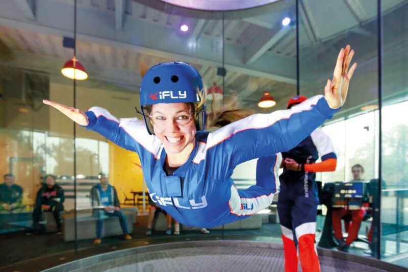 Milton Keynes: iFLY Indoor Skydiving - The Location and Modern Facilities in Milton Keynes