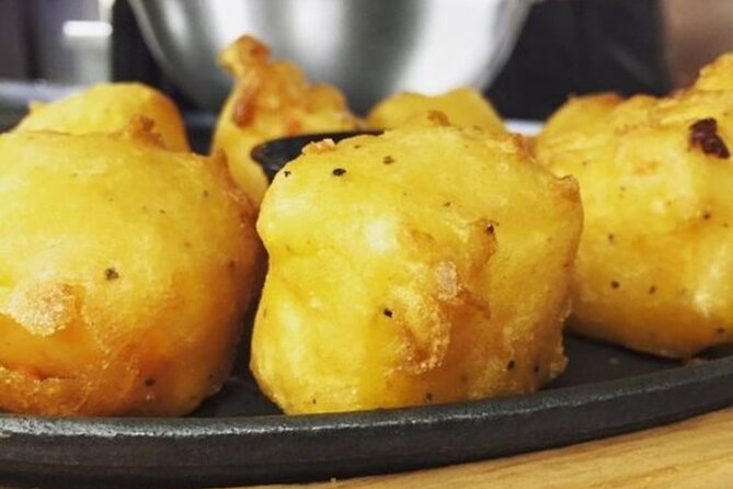 Milwaukee : Best Street Food Private Tour With A Local Guide - Unique Features That Set This Tour Apart