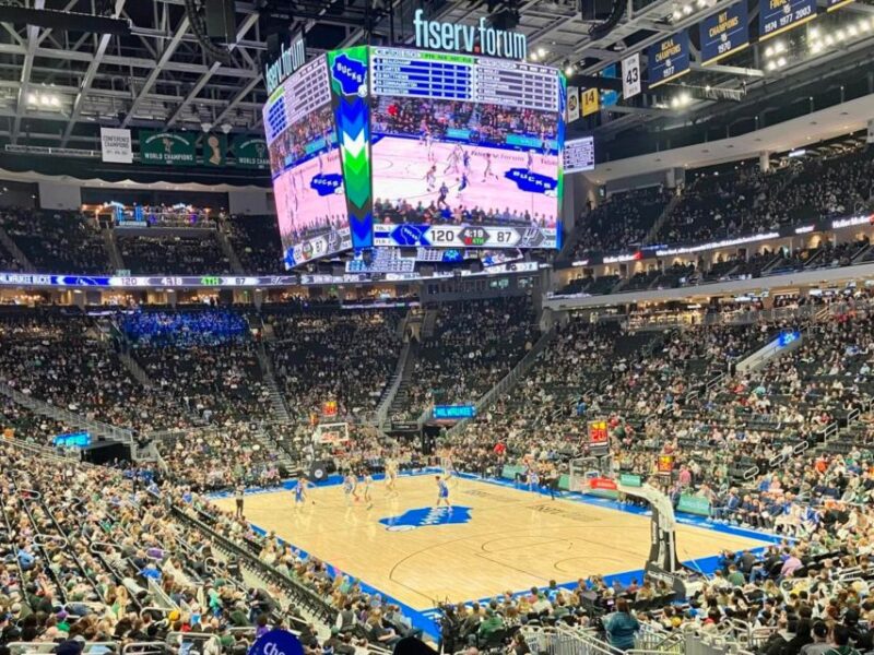 Milwaukee: Milwaukee Bucks Basketball Game Ticket - Key Points