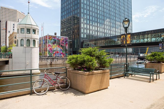 Milwaukee Walking Food Tour With Secret Food Tours - Logistics: Meeting Point, Group Size, and Tour Flexibility