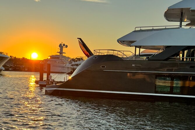 Mimosas, Mansions & Megayachts Tour - Logistics and Group Size for a Personal Experience