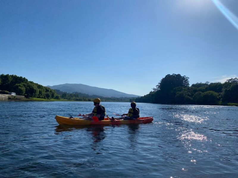 Minho: Kayak Tour with Professional Guide - Highlights of the Minho Rock and River Landscape