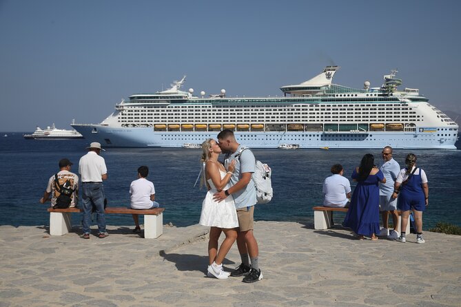 Mini 30minute Photo Shoot at Wind Mills in Mykonos - What You Wont Get: Transportation and Parking