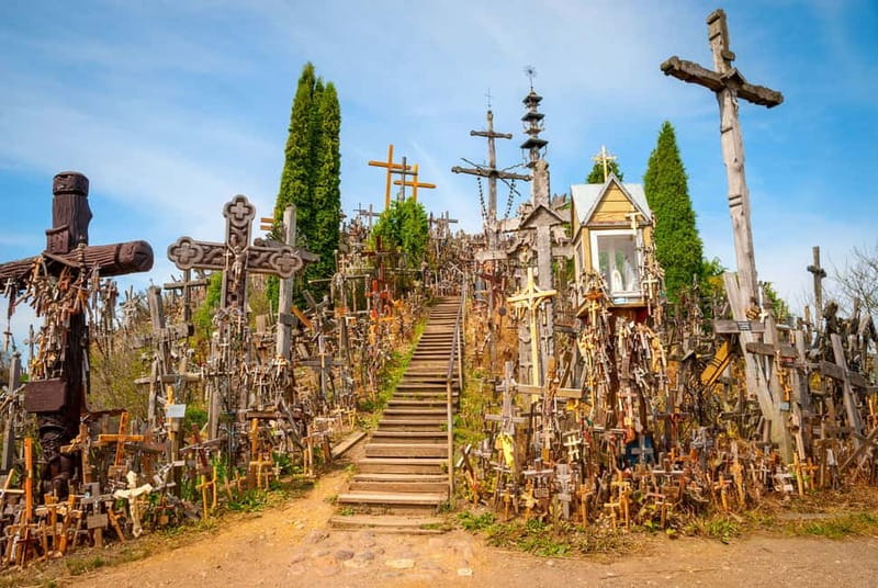 Mini Baltic Tour: Riga - Rundale - Hill of Crosses - Key Points