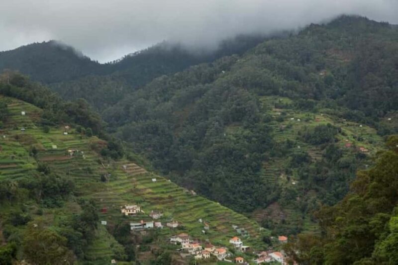 Mini Combo East Challenge - Levada and Jeep Safari - Discovering Madeira’s Southeastern Coast in a 4x4 and Walking Tour