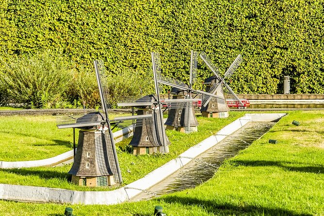 Mini Europe Entry Ticket in Brussels with Flexible Priority Entry - The Parks Setting and Surroundings