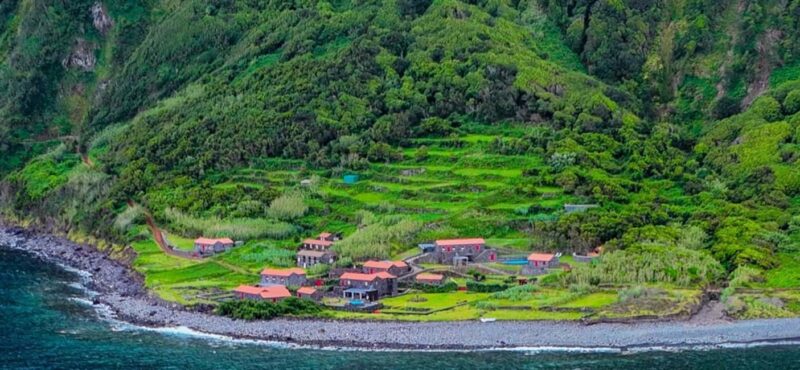 Mini Tour - Trail PR01 - Serra Topo - Santo Cristo - Cubres - Experience the Volcanic Beauty of São Jorge on the PR01 Trail