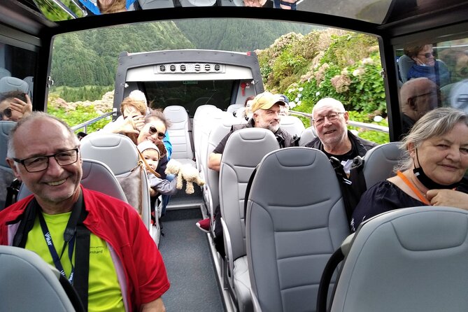 Minibus  Laketour  Furnas  Full Day (Shared) - Fumaroles and Thermal Pools at Lagoa das Furnas