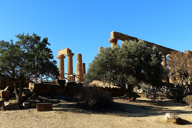 Minivan/Car Tour from Syracuse to Agrigento and Scala dei Turchi - Exploring the Scala dei Turchi: The Marl Rock Face