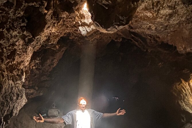 Minivan tour in Teotihuacan - Visiting the Temple of the Sun and the Palaces