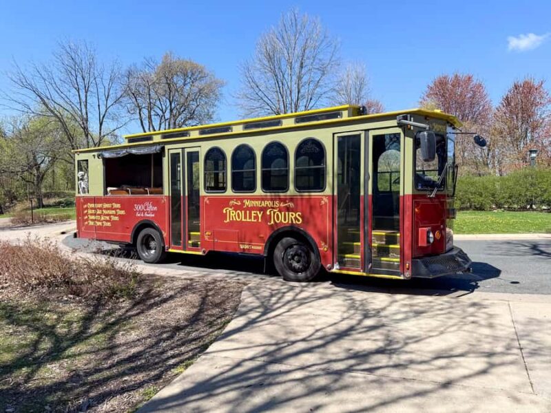 Minneapolis: Minnehaha Falls Trolley Ride - Practical Details: Meeting Point and Accessibility