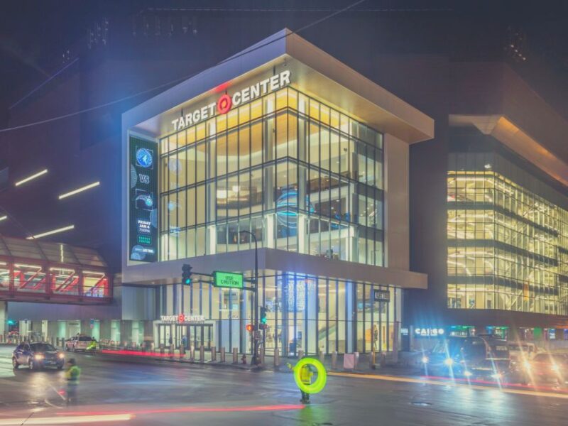 Minneapolis: Minnesota Timberwolves Basketball Game Ticket - What To Expect Inside the Arena