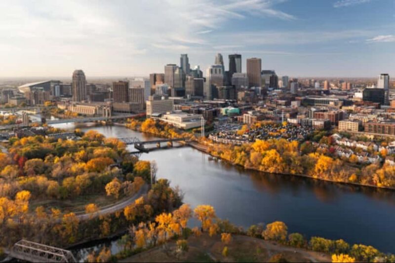 Minneapolis: Private Family-Friendly Walking Tour - Concluding at Loring Park