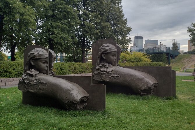 Minneapolis Sculpture Garden: A Self-Guided Walking Tour - Practical Details: App-Based Self-Guided Format and Logistics