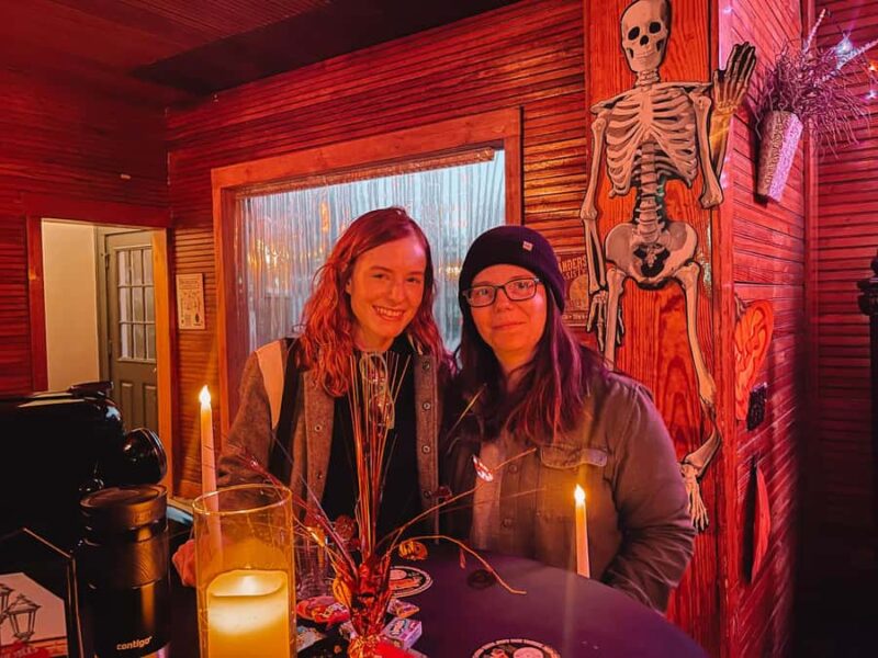 Minneapolis Trolley Candlelight Ghost Tour (#1 Ghost Tour) - The Guides and Their Storytelling Style