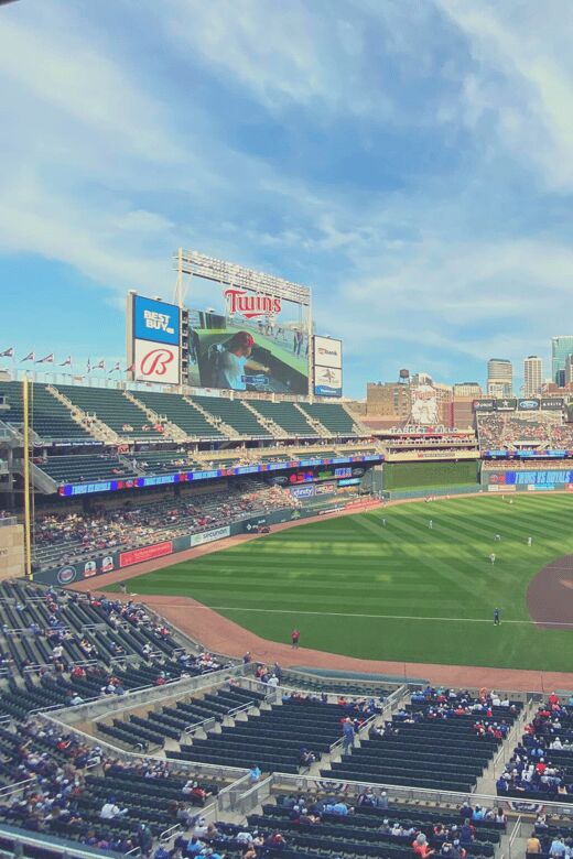 Minnesota Twins Baseball Game at Target Field - Seating Options and Viewpoints at Target Field
