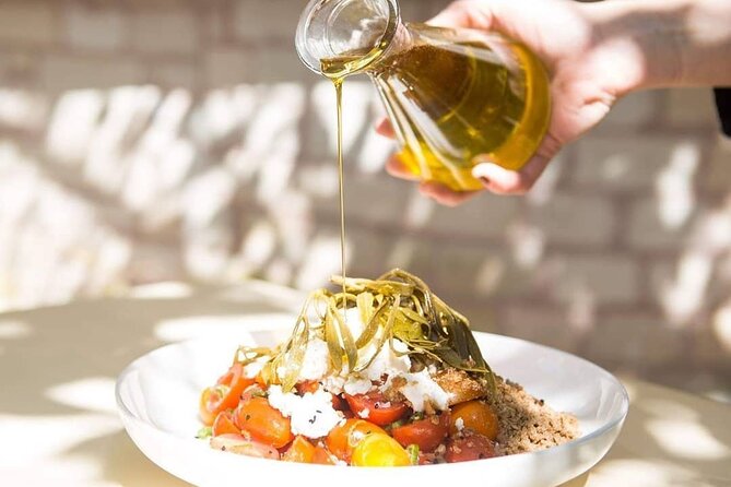 Minoan Crete from 3.000 BC: Knossos Palace & Museum with Wineries from Chania - Culinary Delights in Heraklion’s Local Restaurants