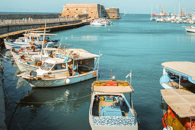 Minoan Crete from 3.000 BC: Knossos Palace & Museum with Wineries from Heraklion - Cretan Cuisine and Local Restaurants in Heraklion