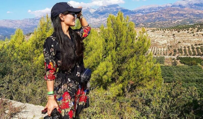 Minoan Luxuries: Ancient Palaces, Messara Wineries & Matala - Relaxing at Matala Beach and Its Boho Atmosphere