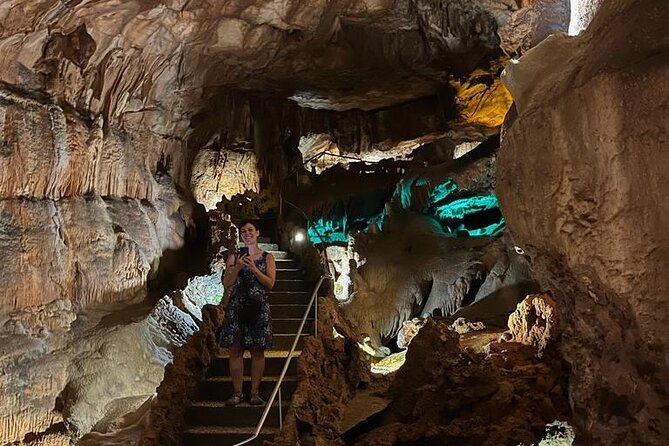 Mira de Aire Caves, Nazaré and Óbidos - All Included Private Tour - Comfort and Convenience Throughout the Day