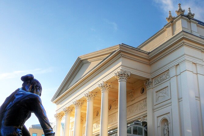 Misfits of Covent Garden Walking Tour - Discovering the Evolution of Covent Garden Market