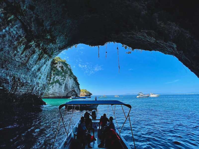 Mismaloya: Snorkeling, Cliff Jumping, and Beach Tour - Relaxing at El Paredón Beach