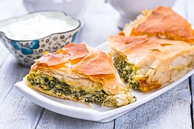 Miss Anna Santorini Cooking Class - Key Points