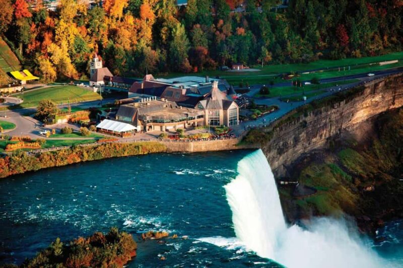 Mississauga: Niagara Falls Tour with Free Time - Discovering the Floral Clock and Niagara Whirlpool