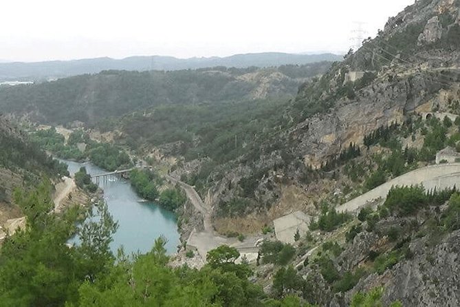 Mix. Tour (Jeep Safari and Boat Tour in Green Lake with Lunch) - Enjoying the Tranquility of Green Lake