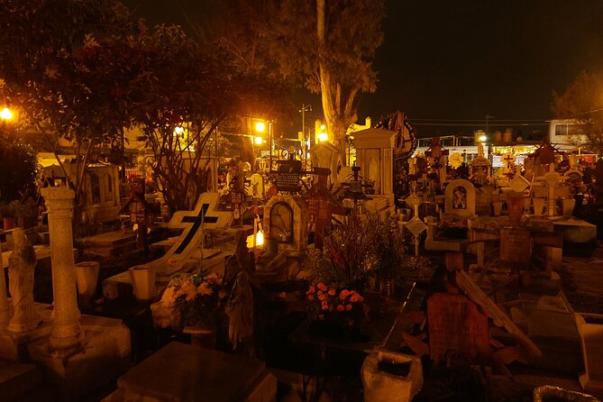 Mixquic Day of the Dead Tour in Mexico City - Visiting Panteón Míxquic’s Cemetery and Its Significance