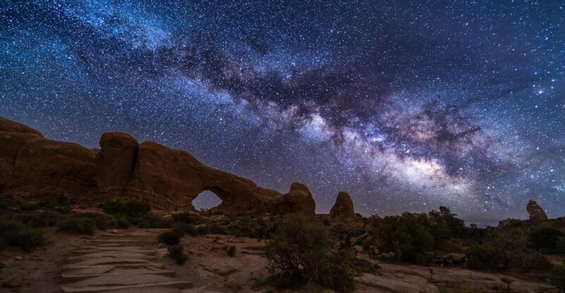 Moab: Arches National Park: Sunset & Night Photography - Expert Guidance and Photography Assistance from a Seasoned Photographer